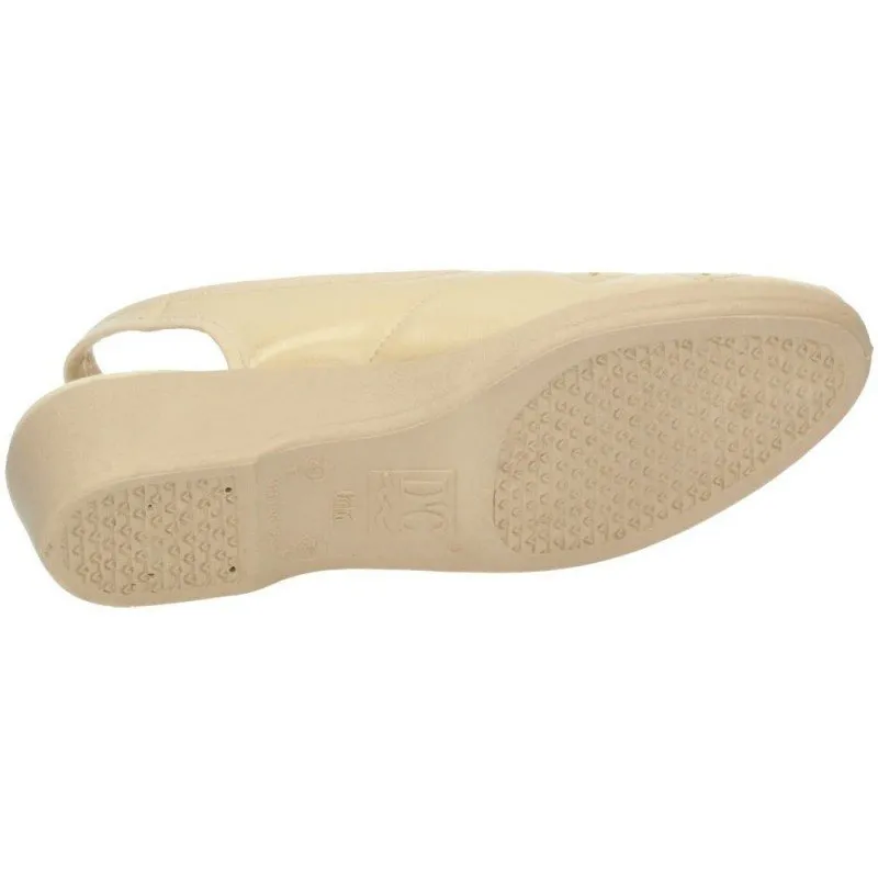 6205 SANDALIA CÓMODAS color BEIGE
