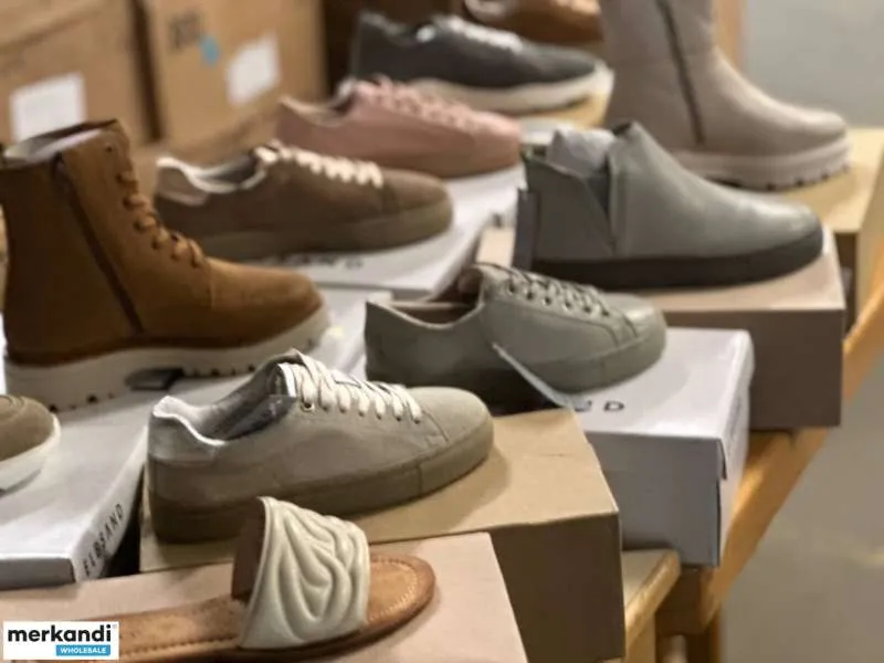 6,50€ por par, mezcla de zapatos de marca europea, mezcla de diferentes modelos y tallas para mujer y hombre, mercancía A, cartó