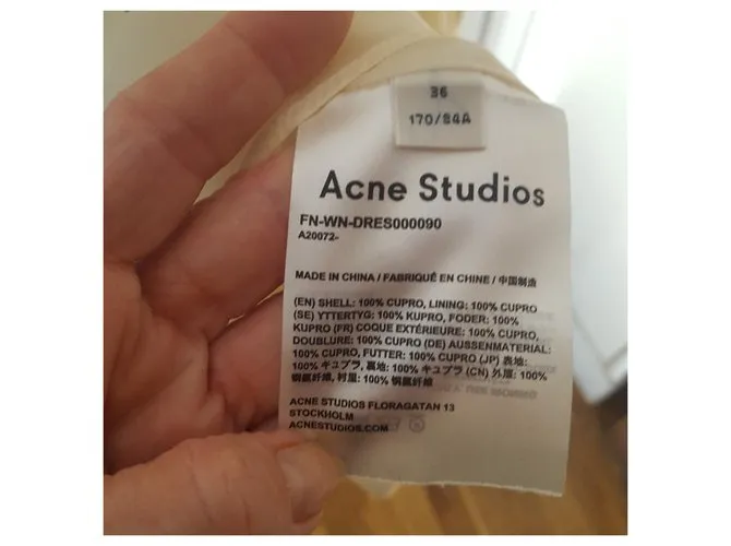 Acne Flor de Debby Amarillo 