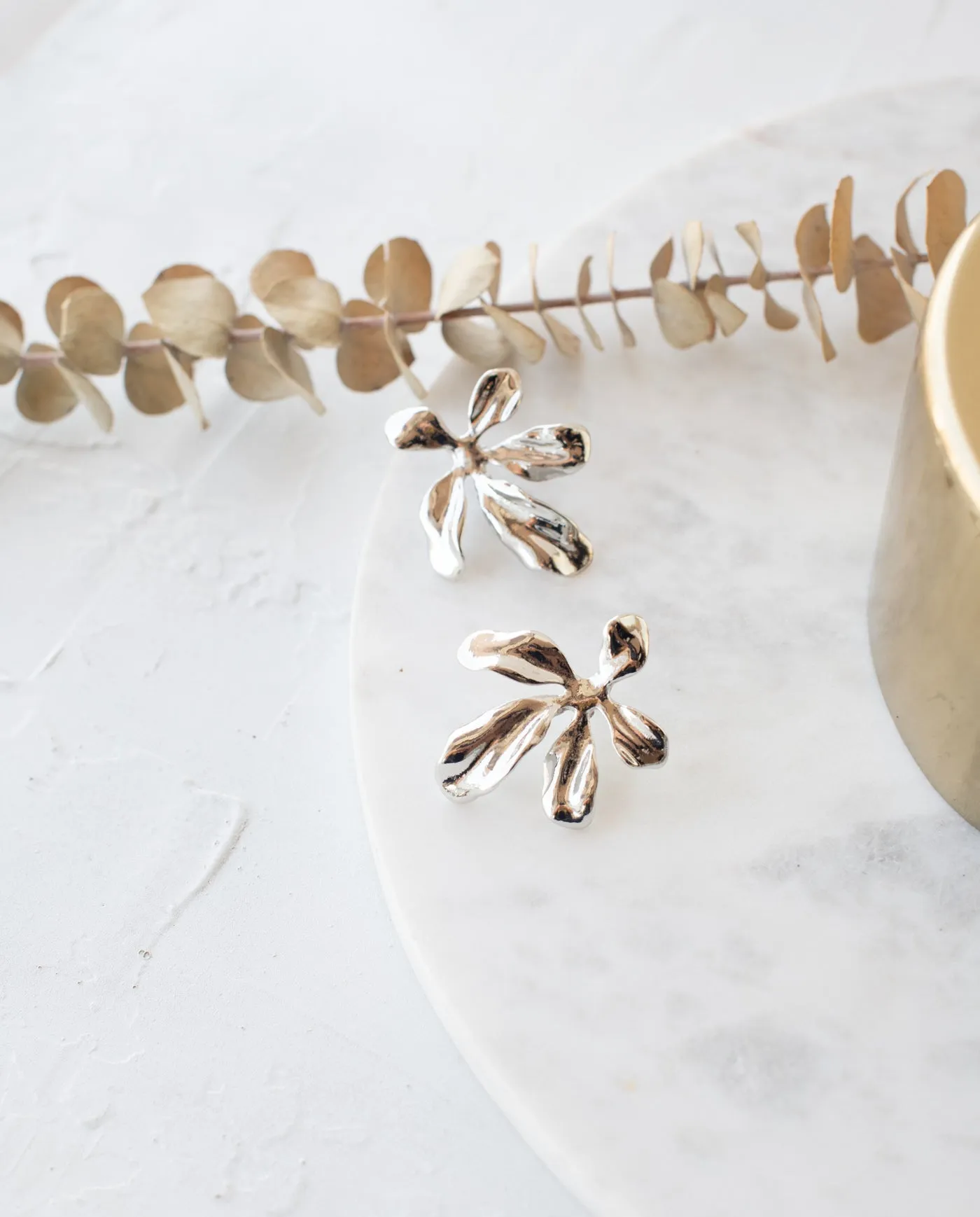 Aros Cami Flor Plateado