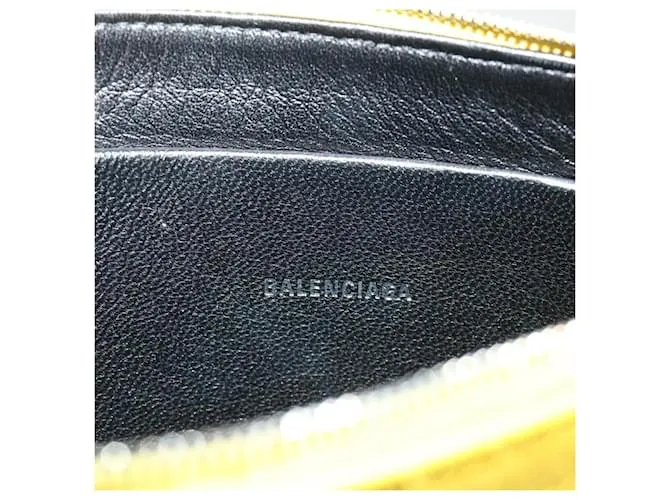 Balenciaga Everyday Dorado 