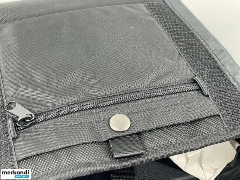 Bolso bandolera negro. acolchado al aire libre, camping, ocio.