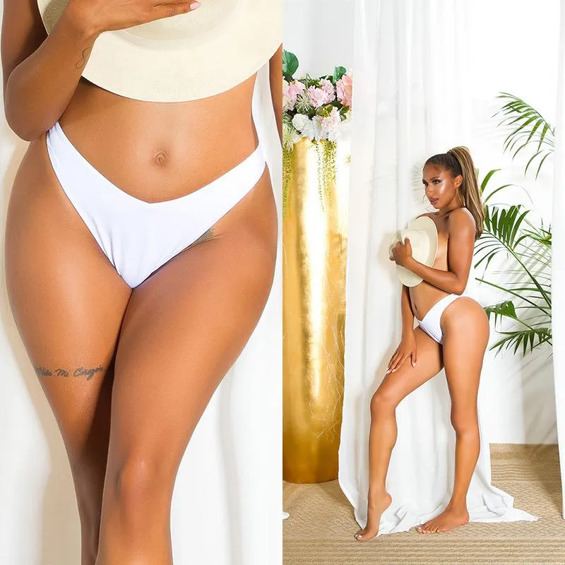 Braguita blanca de bikini