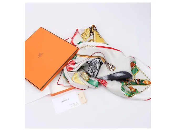 Bufanda Hermès Carré 90 "CAVAL CADES" 100% Seda Multicolor 