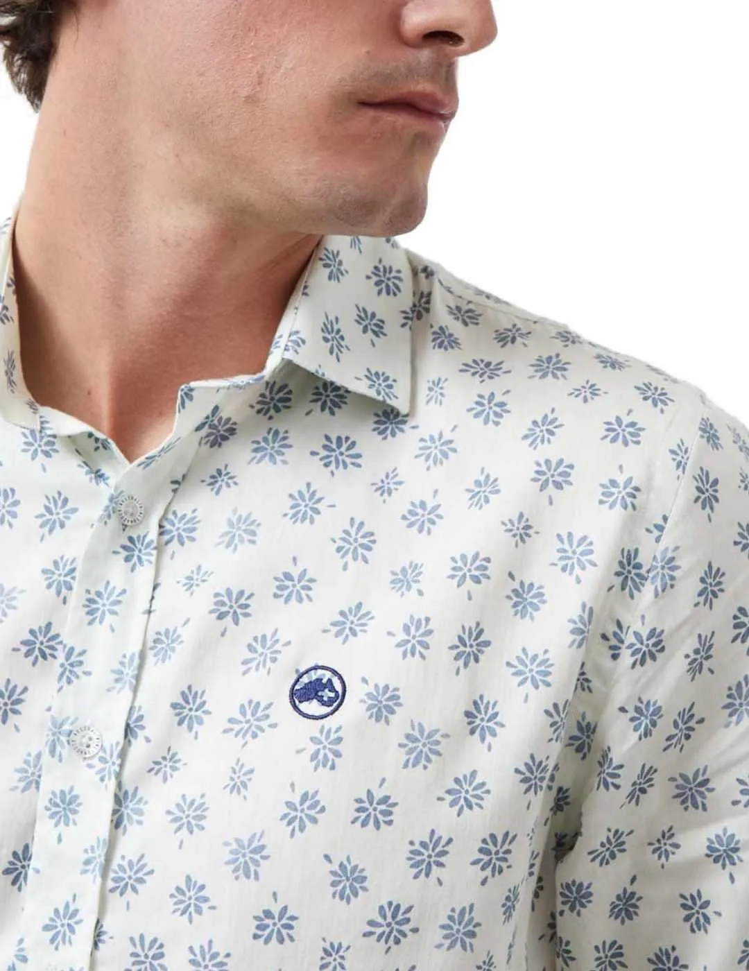 Camisa Altonadock blanca estampado floral manga larga hombre