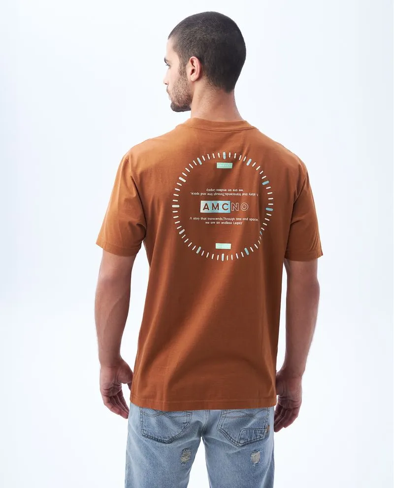 Camiseta estampada en frente para hombre