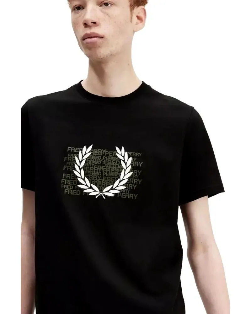 CAMISETA FRED PERRY NEGRA GRAPHIC TSHIRT