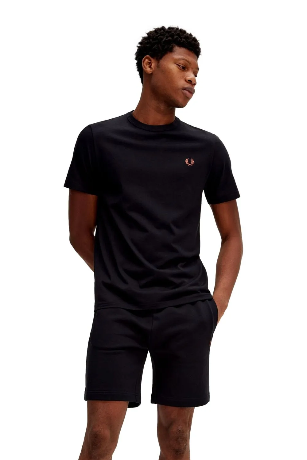 CAMISETA FRED PERRY NEGRA SMALL LOGO CREW NECK TSHIRT