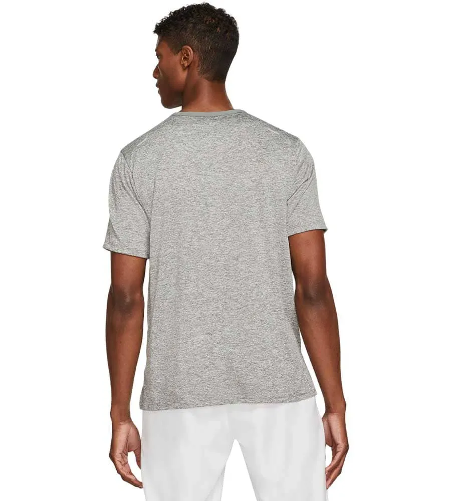 CAMISETA M/C RUNNING_HOMBRE_NIKE DRIFIT RISE 365
