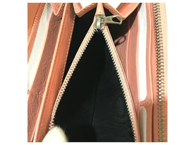 Cartera larga de cuero beige Balenciaga 