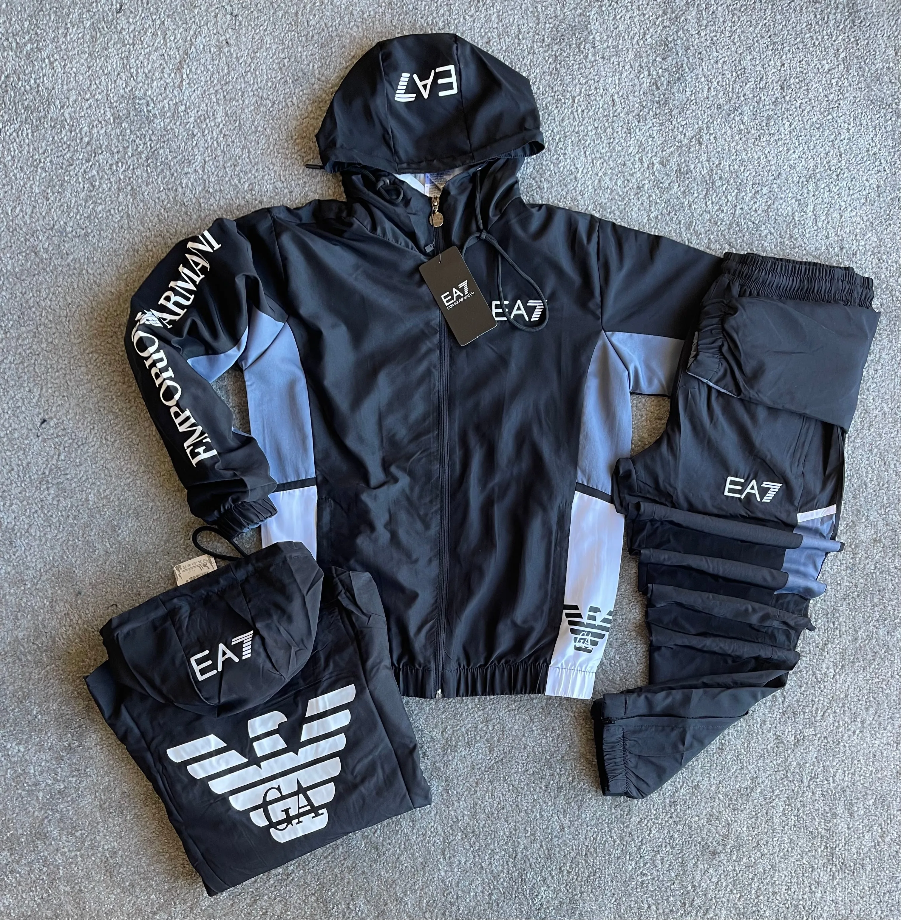 CHANDAL EMPORIO ARMANI  EA7