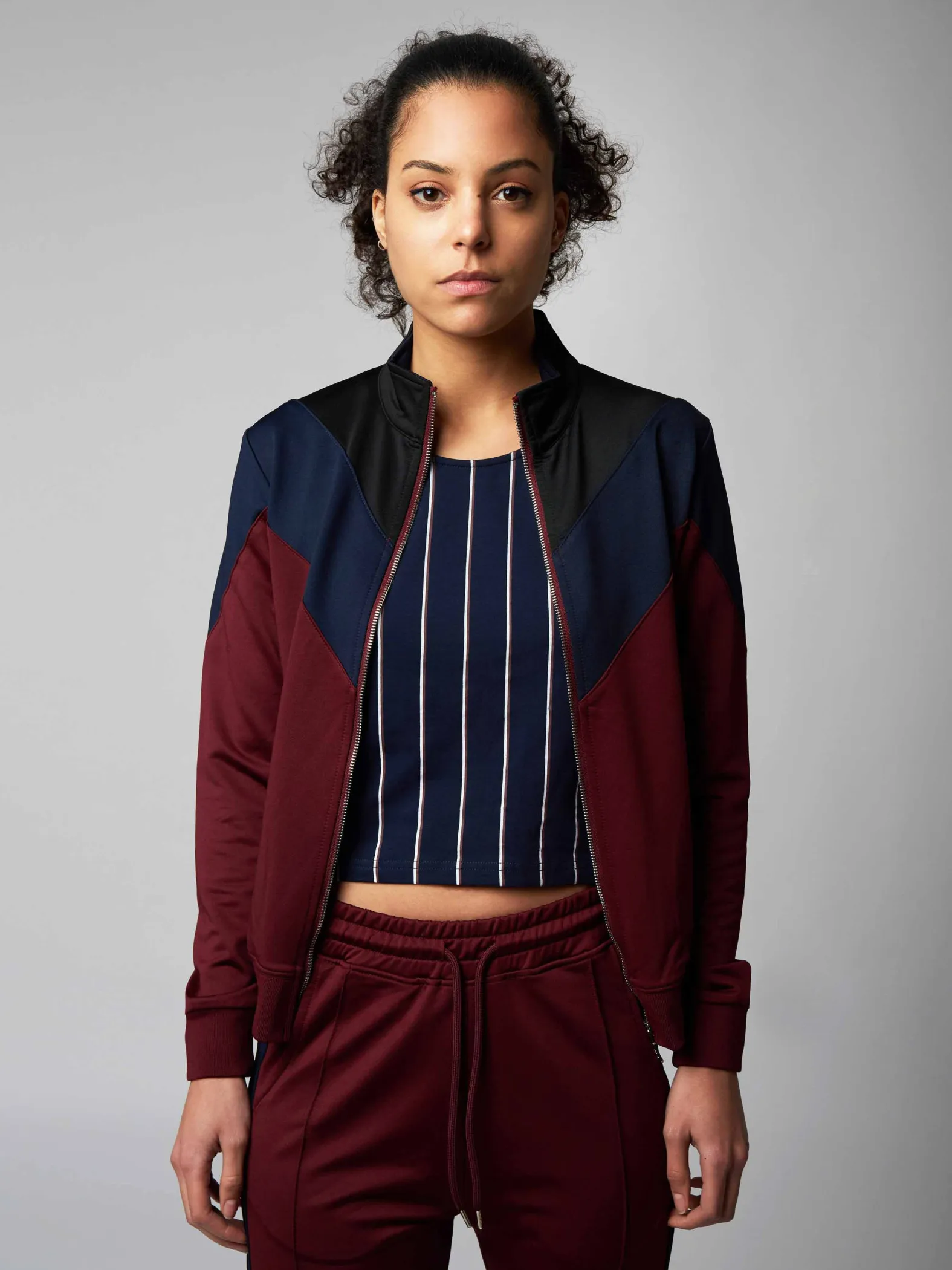 Chaqueta de chándal con bloques de color
