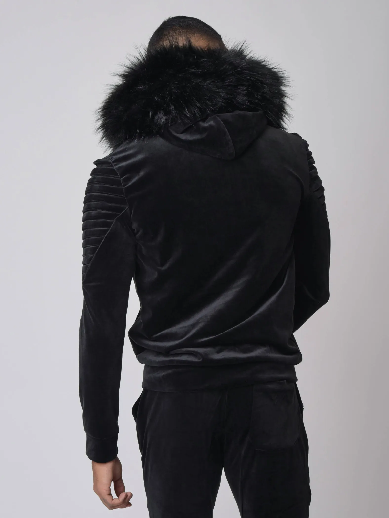 Chaqueta de terciopelo con capucha