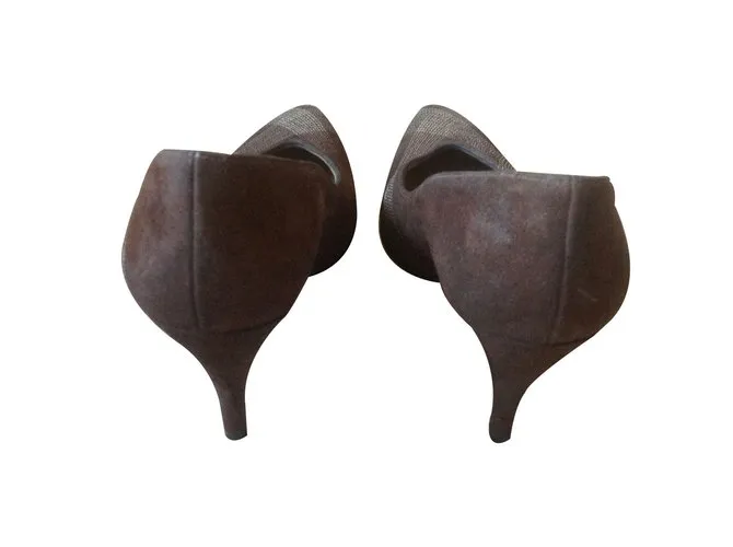 Charles Jourdan Tacones Castaño 