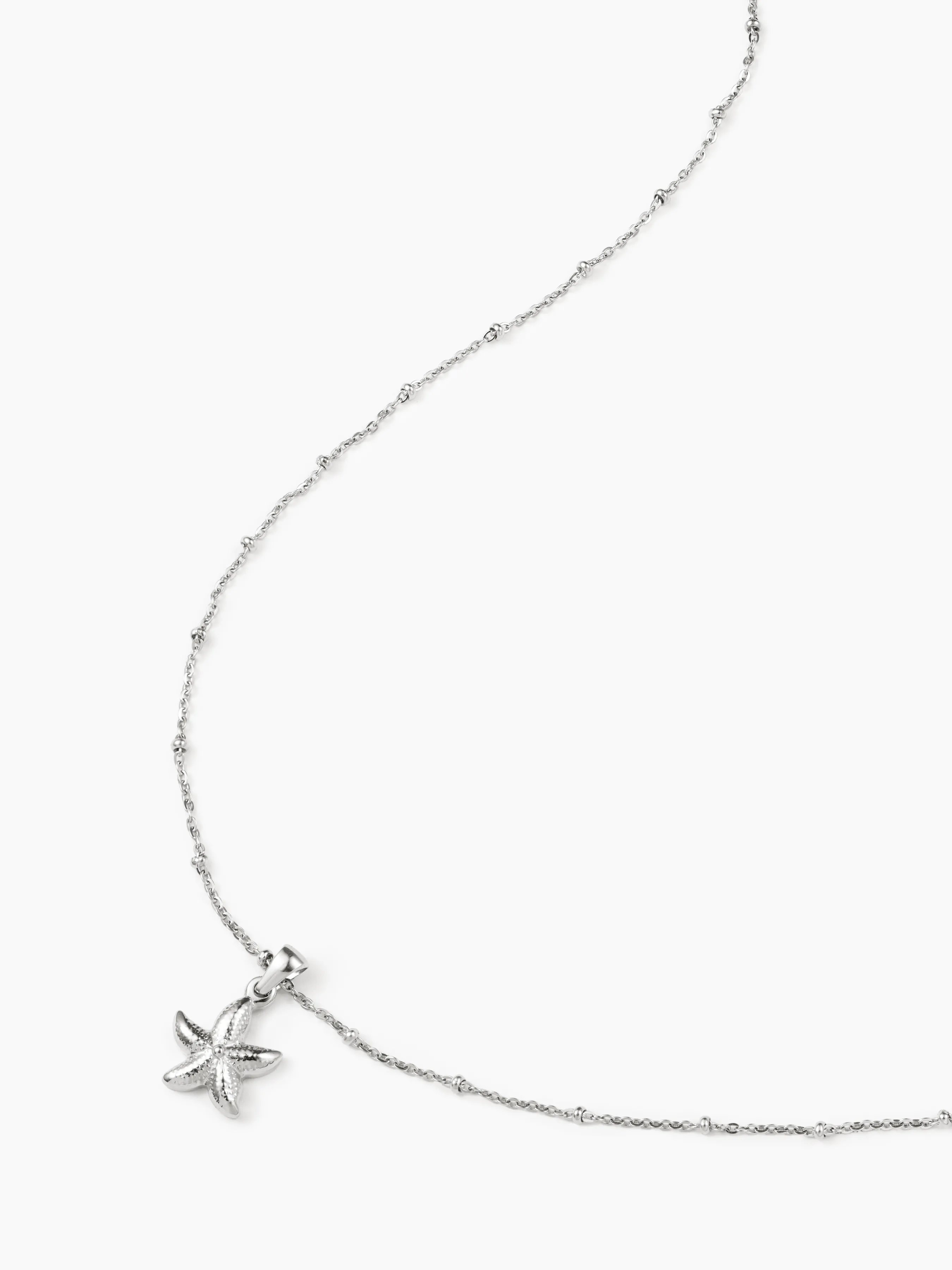 Collar con colgante de estrella de mar de 18KT