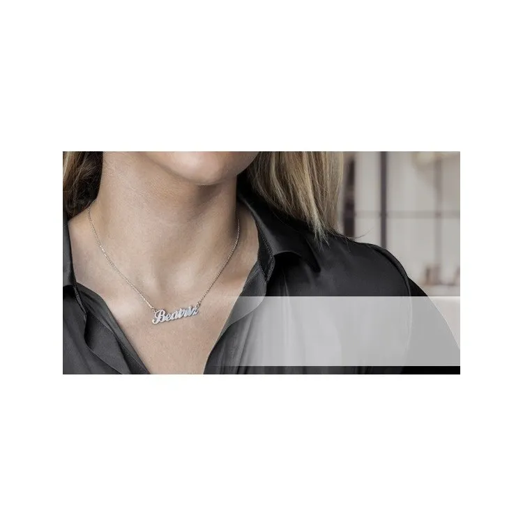 Collares con nombres con el tipo de letra que desee en plata de ley