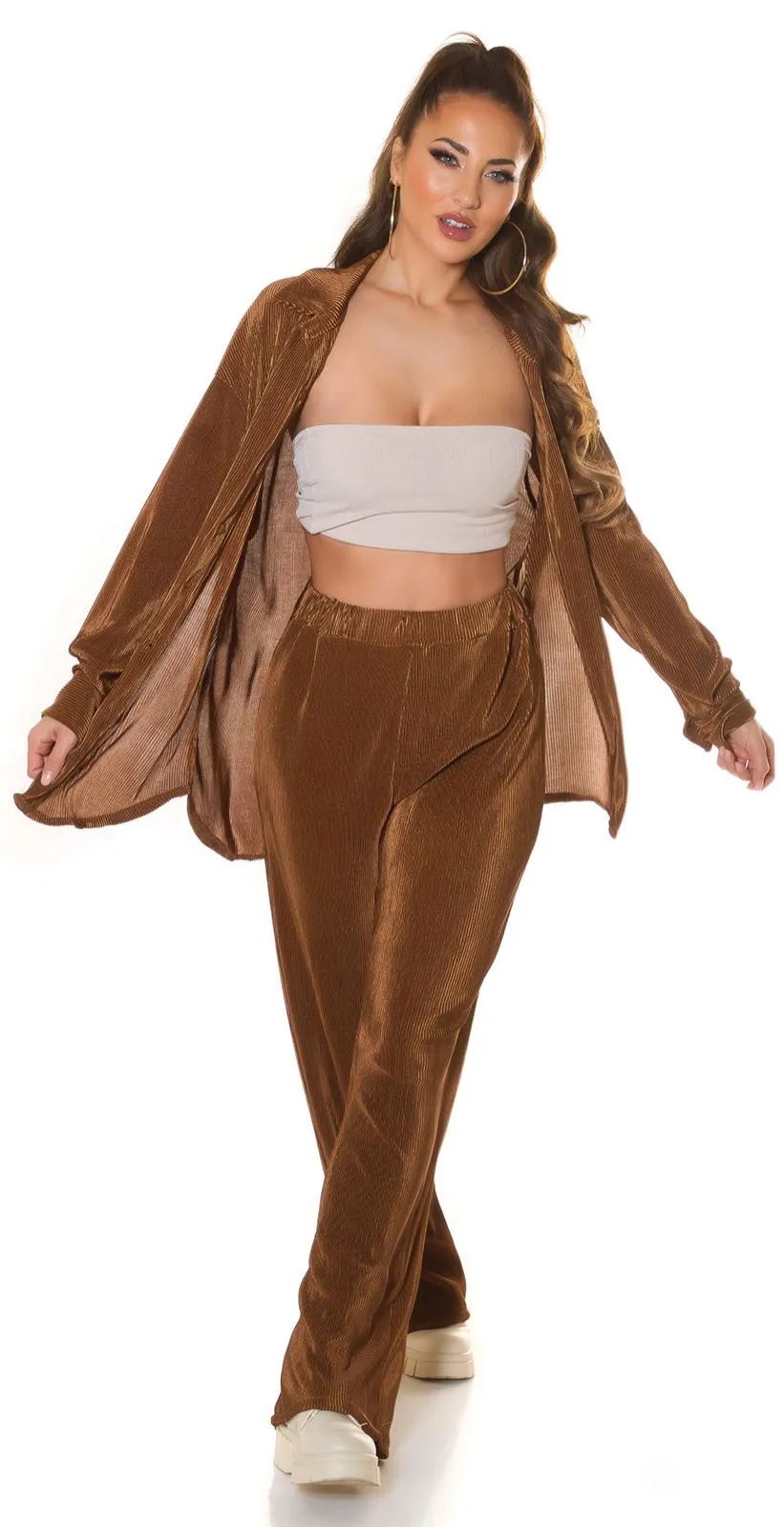 Conjunto casual relax marrón