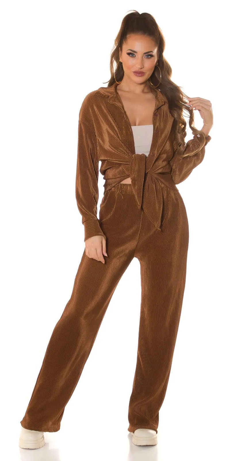 Conjunto casual relax marrón