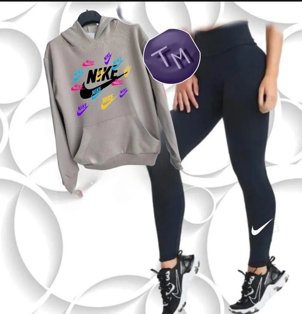Conjunto mujer Nike multicolor