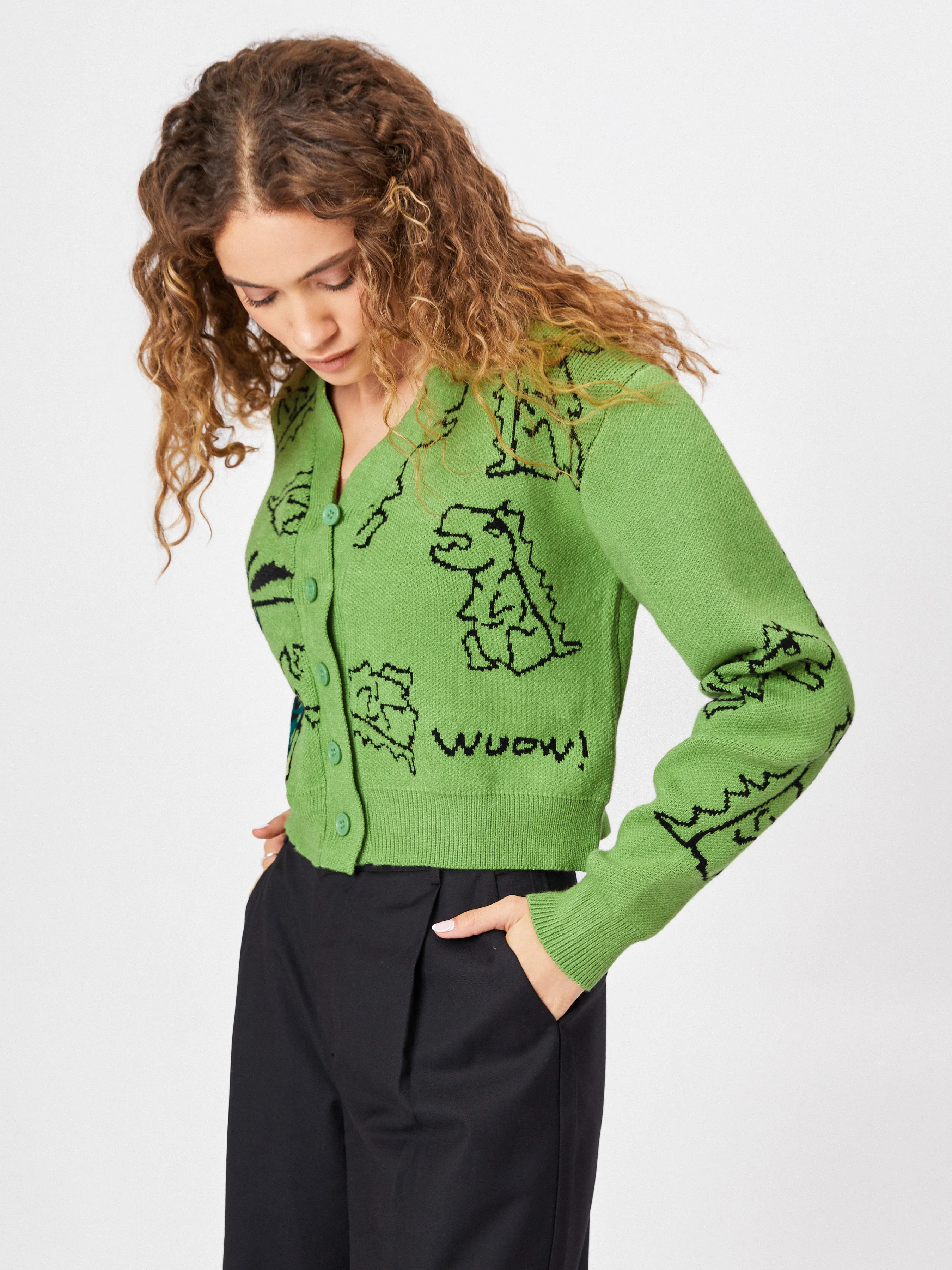 Cárdigan con Patrón de Dinosaurio