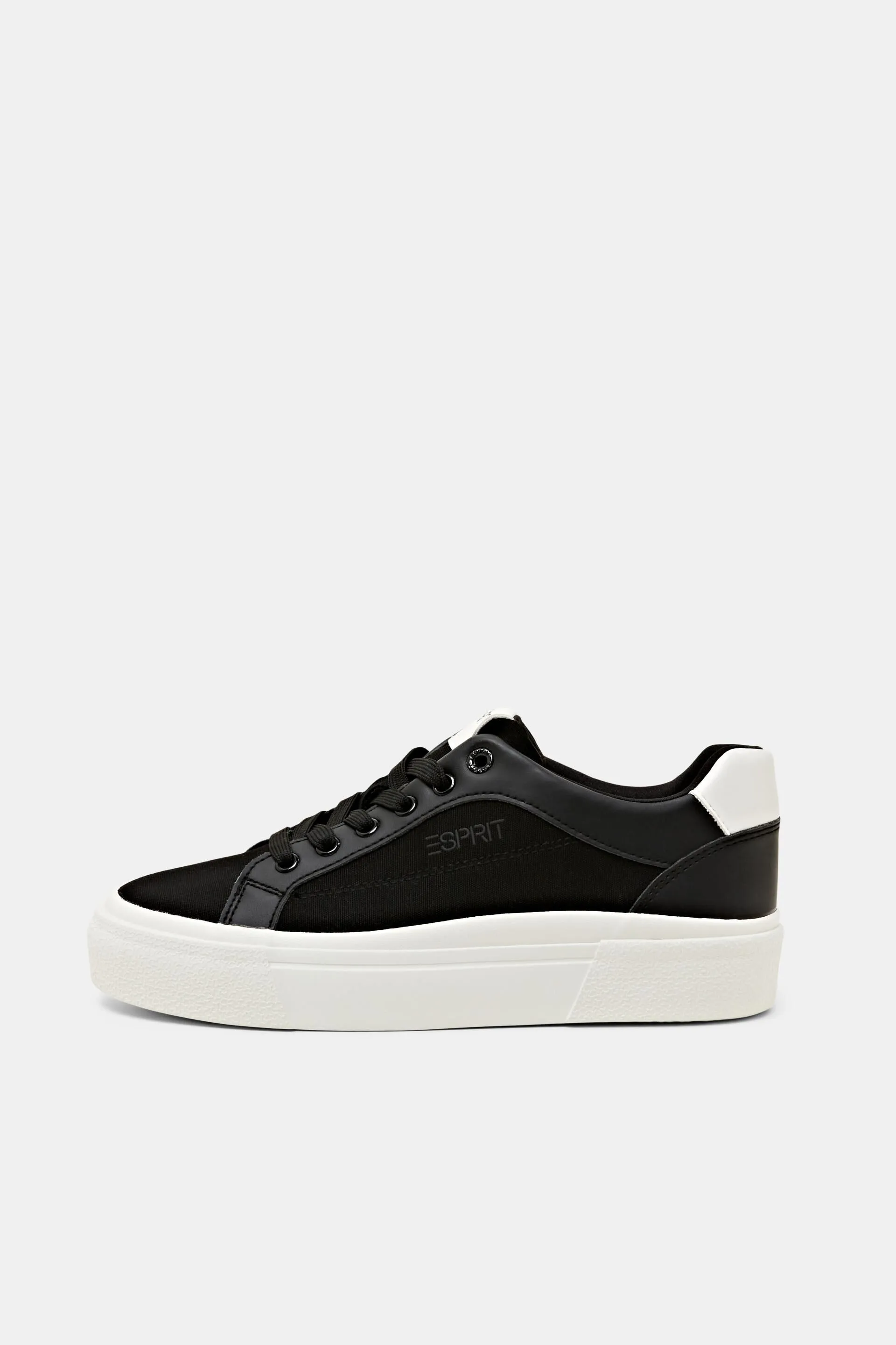 Deportivas de plataforma con cordones