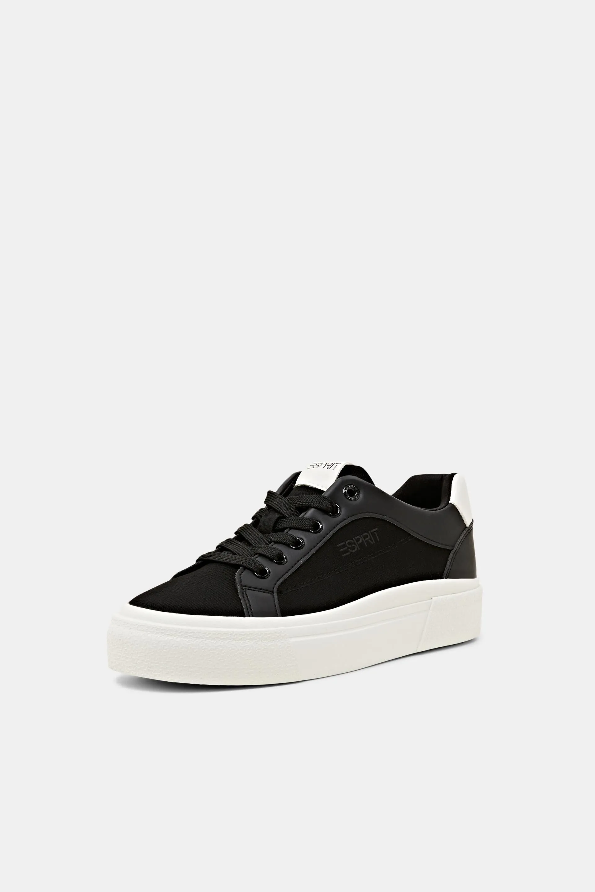 Deportivas de plataforma con cordones