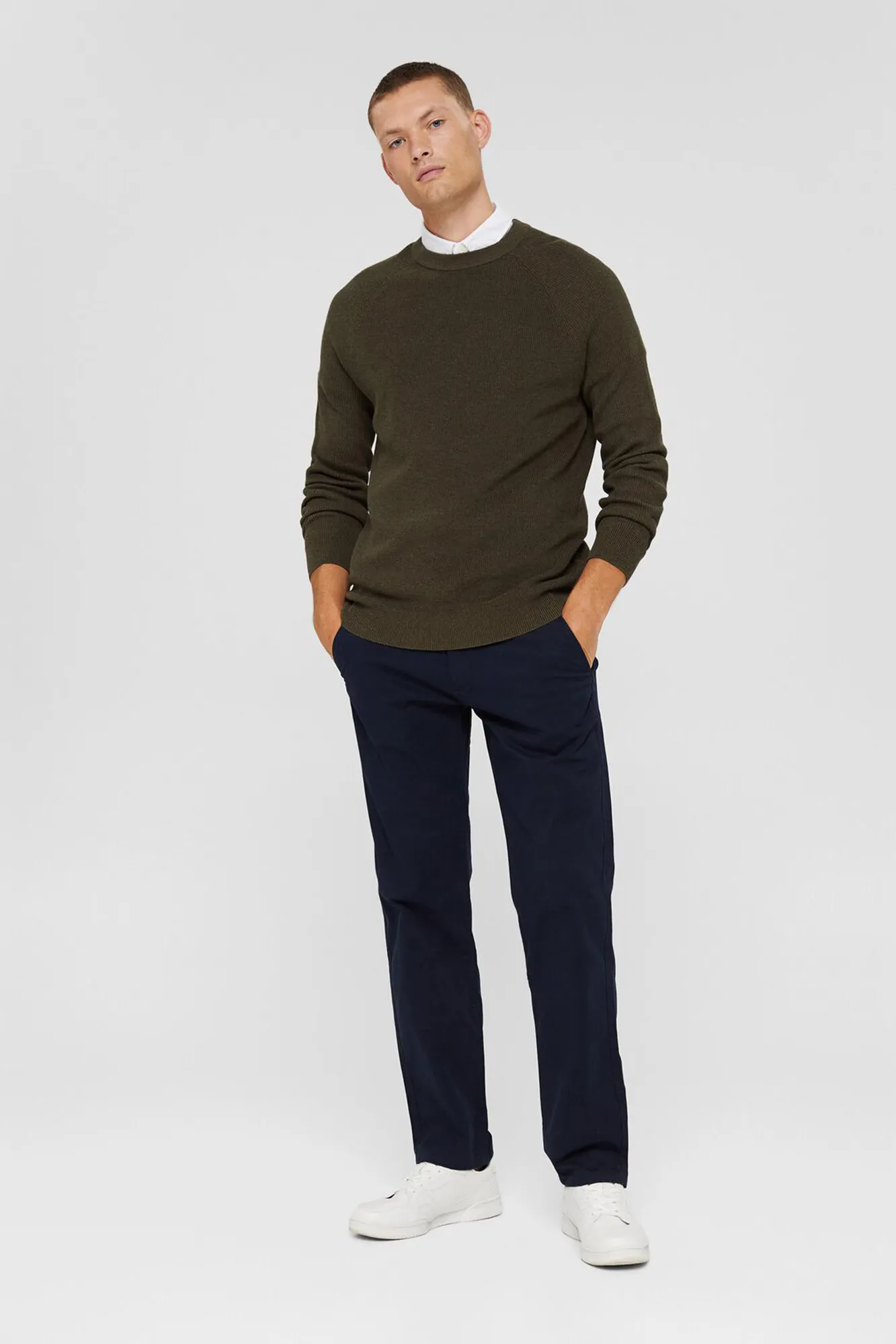 Esprit Pantalón chino straight fit en algodón orgánico