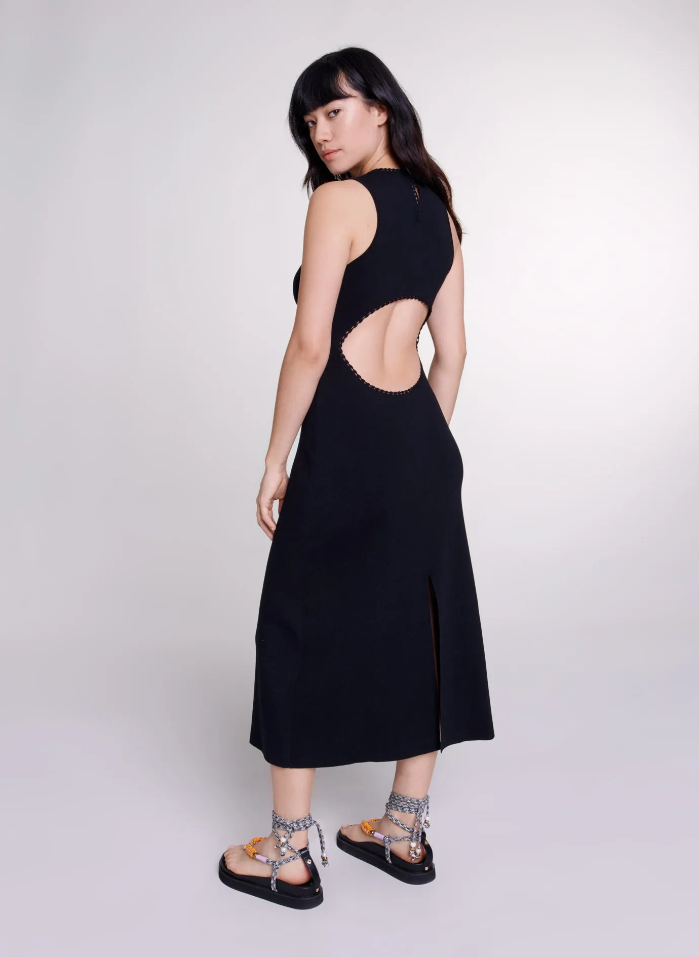 MAJE Vestido largo ajustado de punto en negro