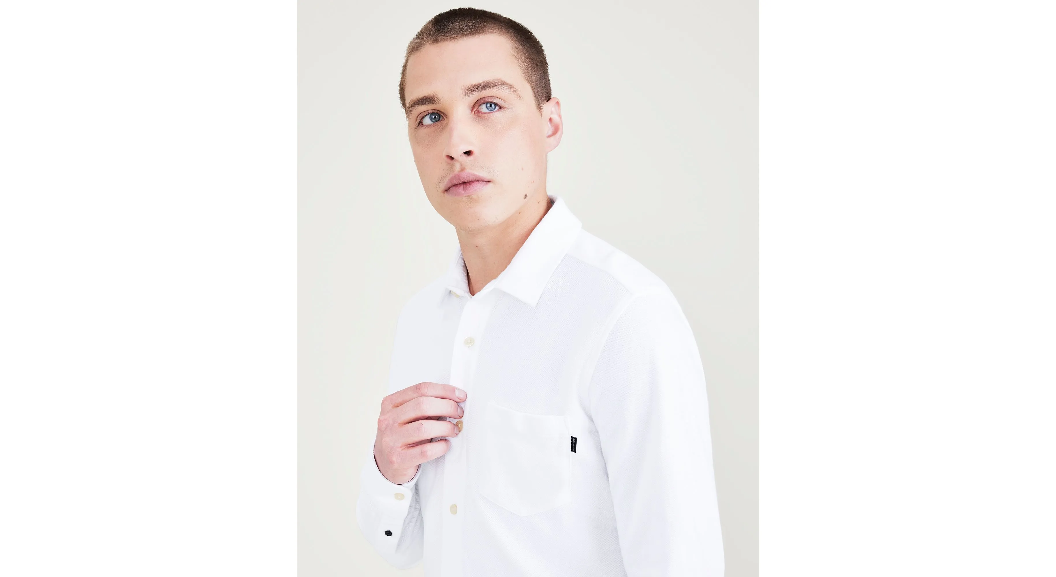 MEN'S SLIM FIT KNIT BUTTONUP SHIRT