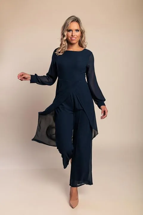 Mono elegante, azul oscuro