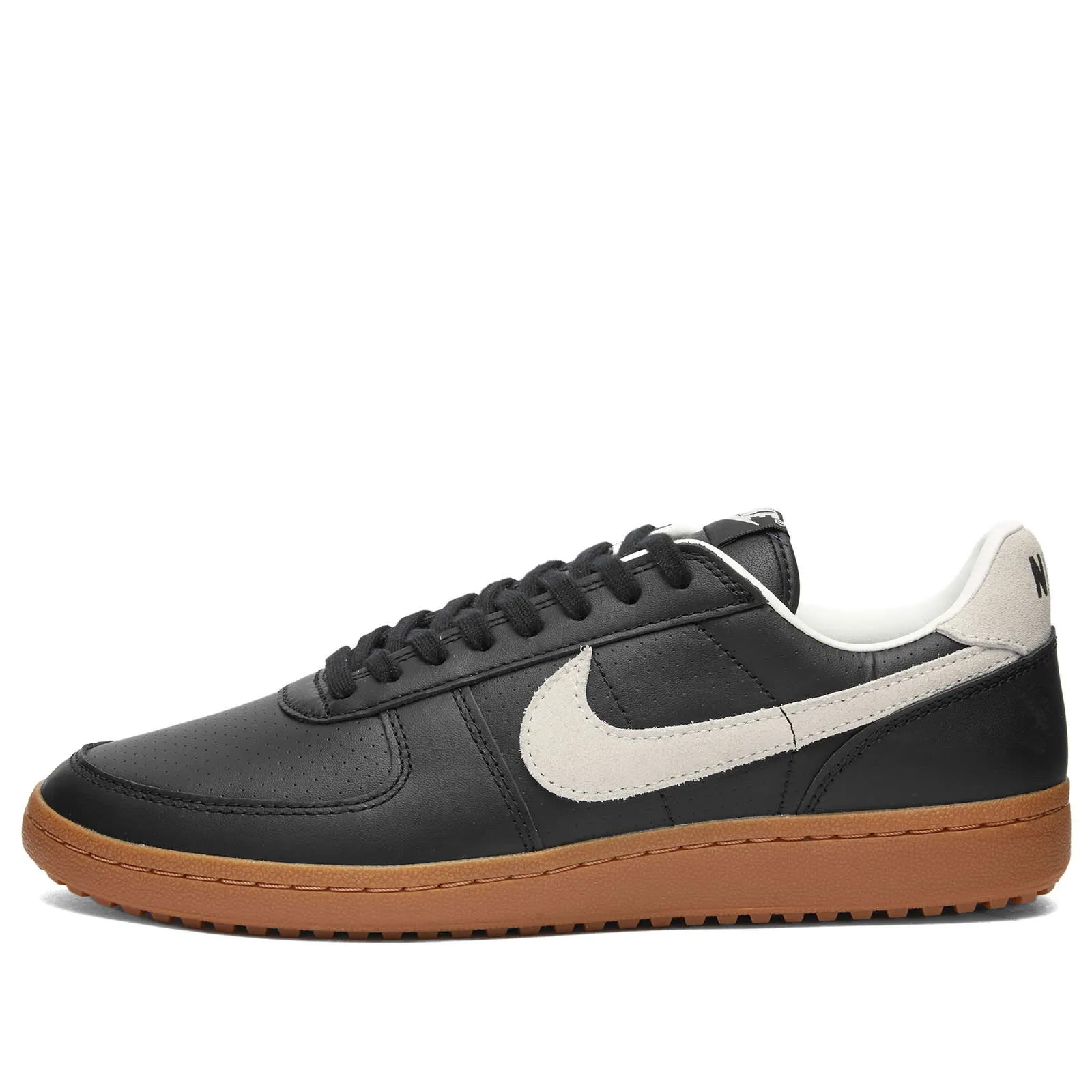 Nike Field General 82