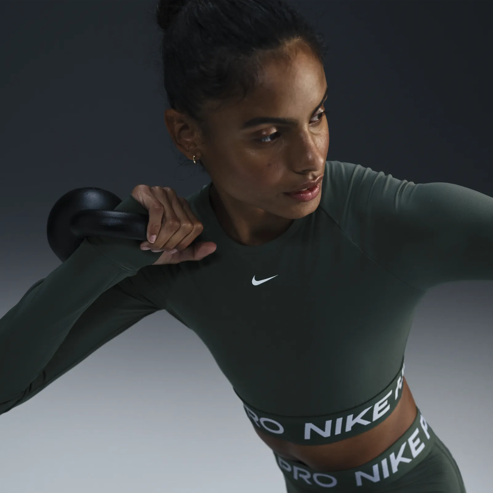 NIKE PRO DRIFIT LONG SLEEVE CROP TOP
