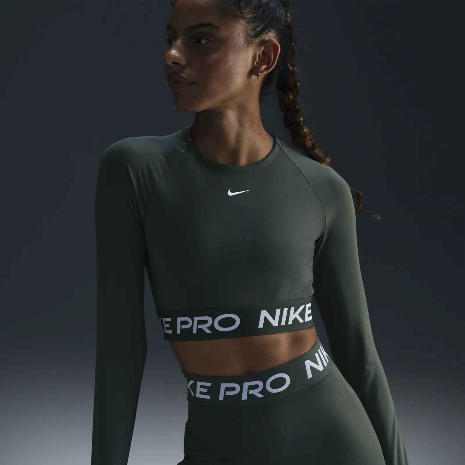 NIKE PRO DRIFIT LONG SLEEVE CROP TOP