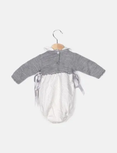 NoName Pelele gris con lunares