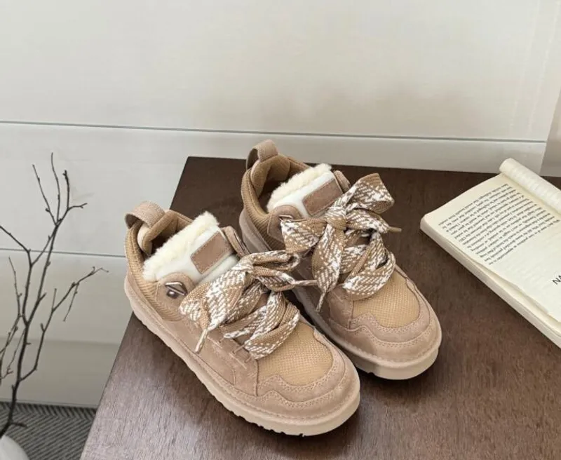 Nuevas botas de baja nevada zapatos de piel de oveja de piel de oveja Mel casual botas de lana para mujeres zapatos deportivos a