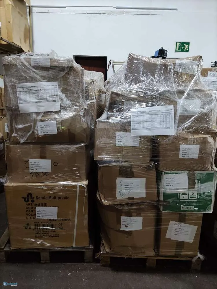 Nuevo stock de productos de bazar para exportación