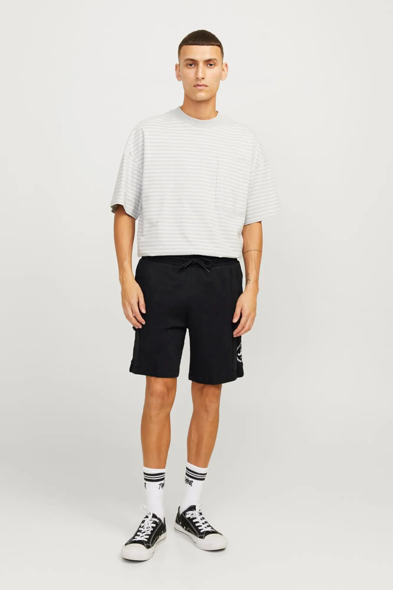 Pantalón corto tipo cargo