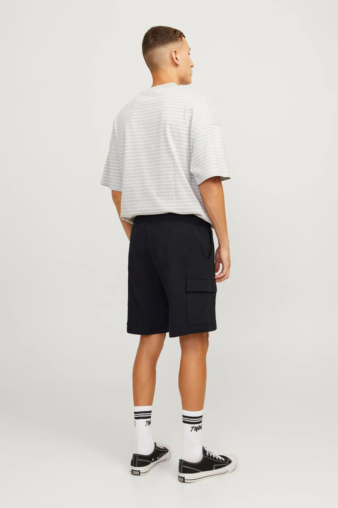 Pantalón corto tipo cargo