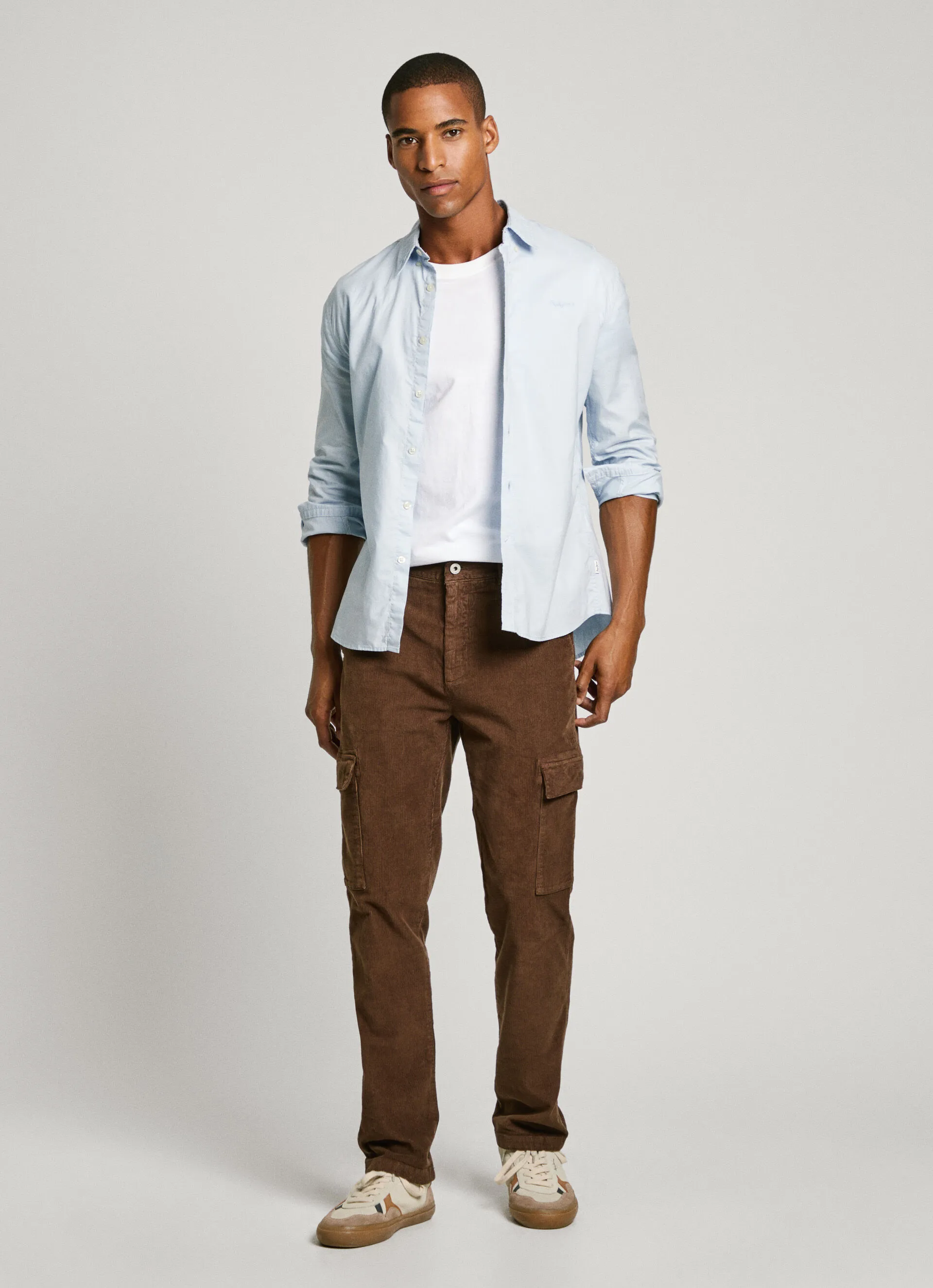 pantalón cargo de pana fit slim