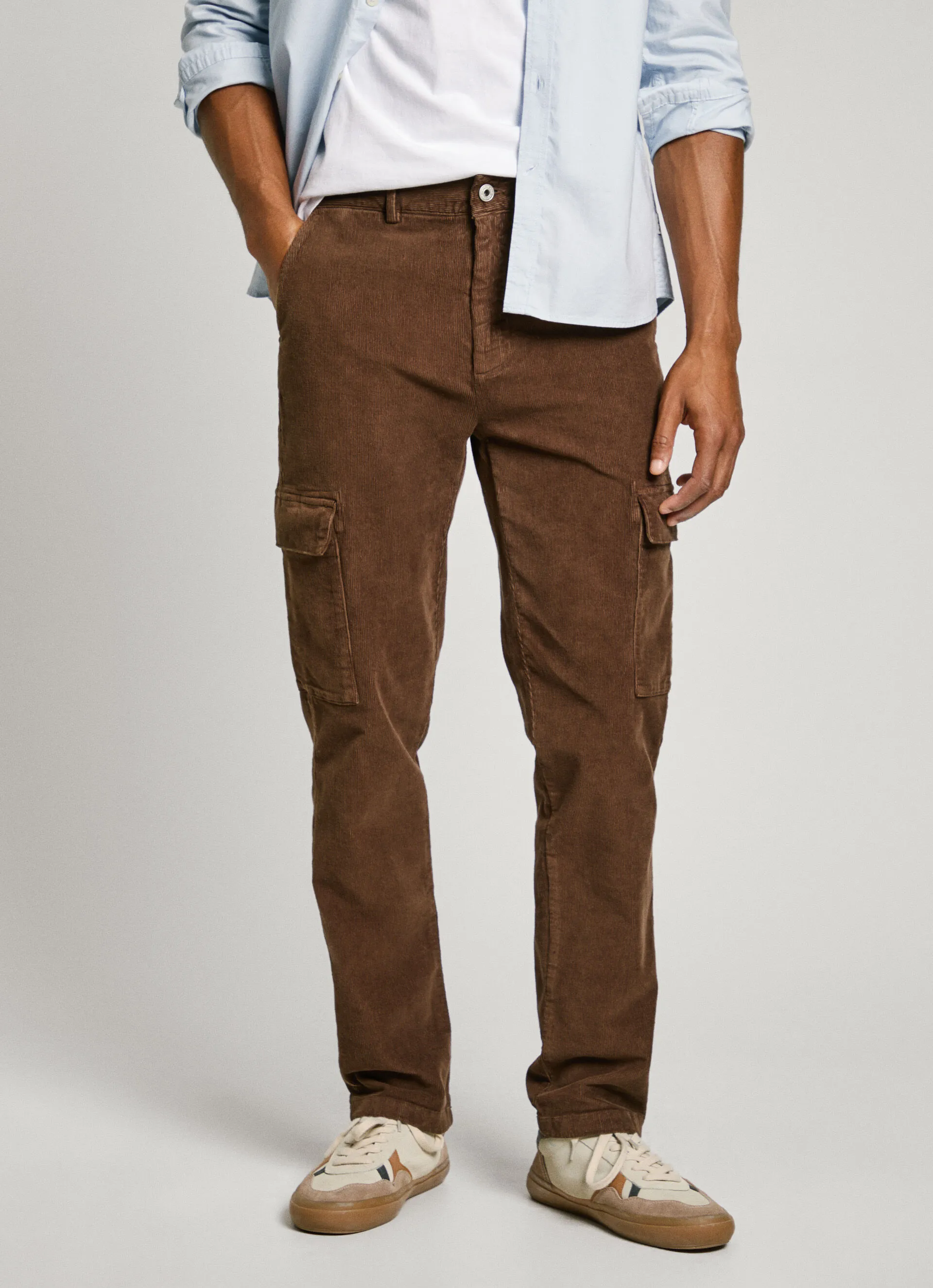 pantalón cargo de pana fit slim
