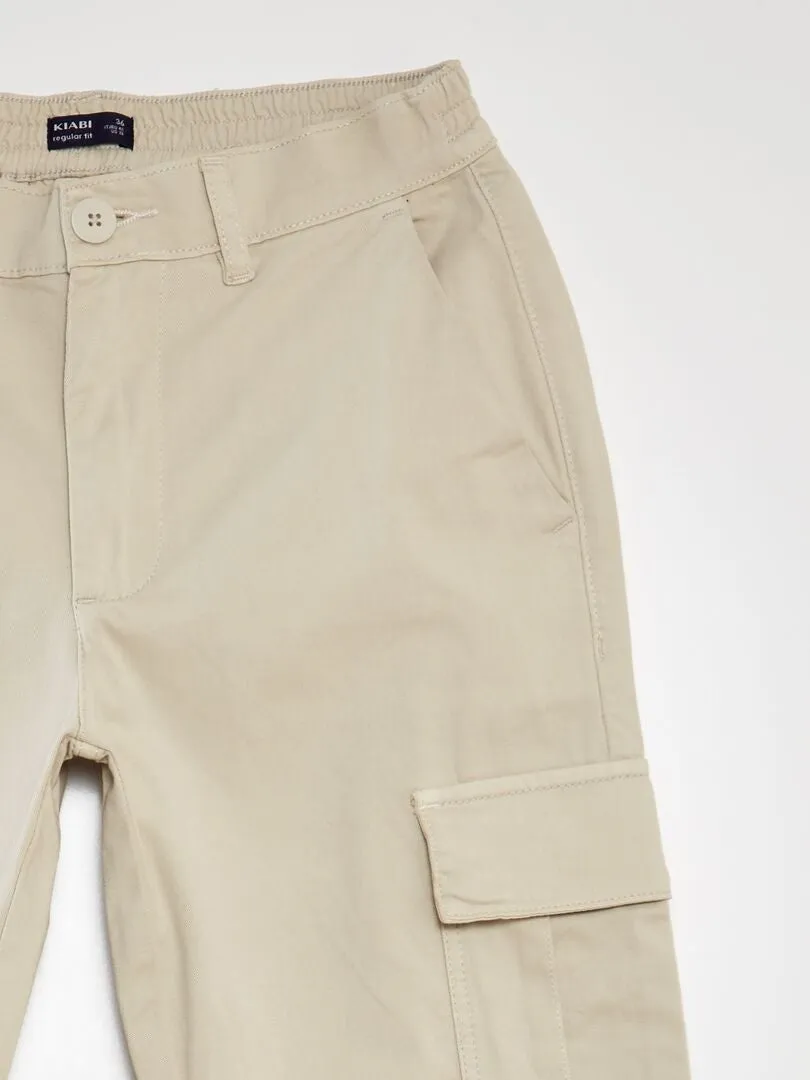 PANTALóN CON BOLSILLOS  GRIS