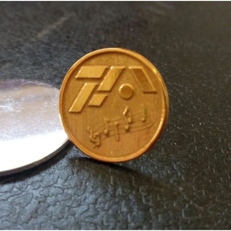 Pins de plata  para Asociaciones y grupos