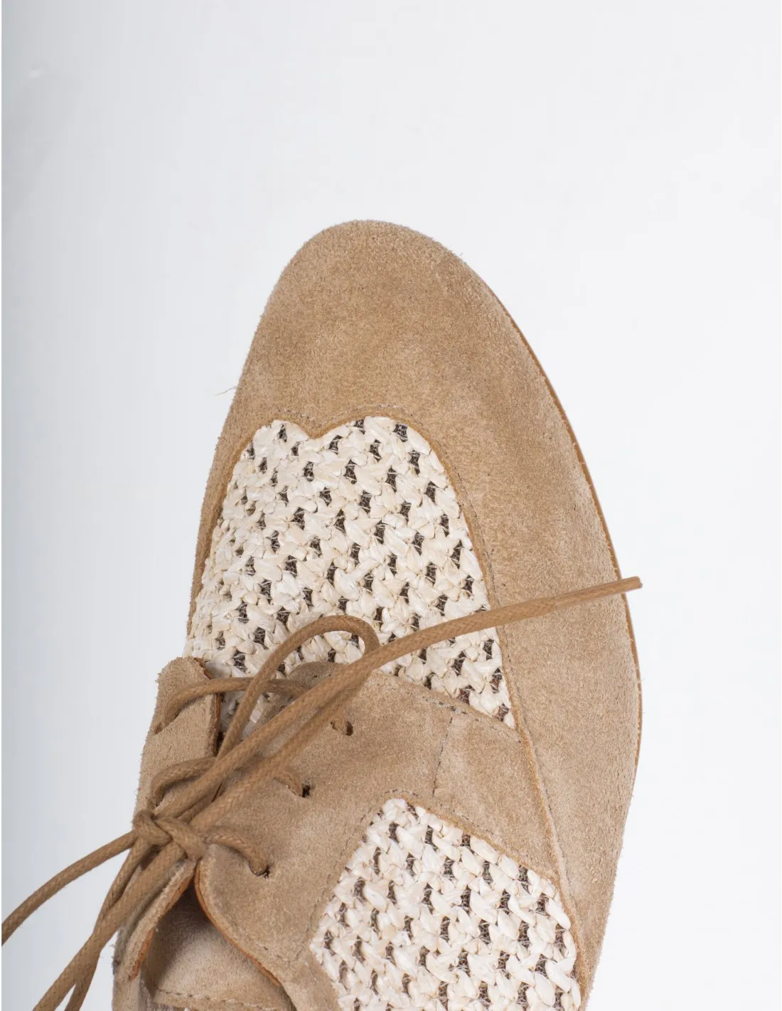 SALONISSIMOS Blucher Trenzados Beige