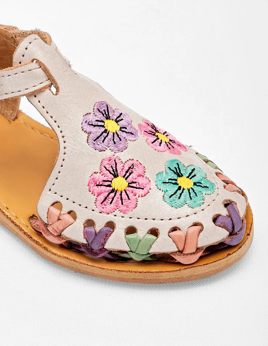 Sandalia cerrada tejida Sheila color beige para niña cod. 125250