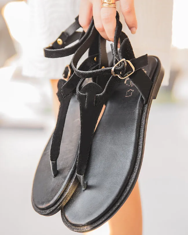 SANDALIAS PLANAS DE CUERO NEGRO MUJER  MJNP85