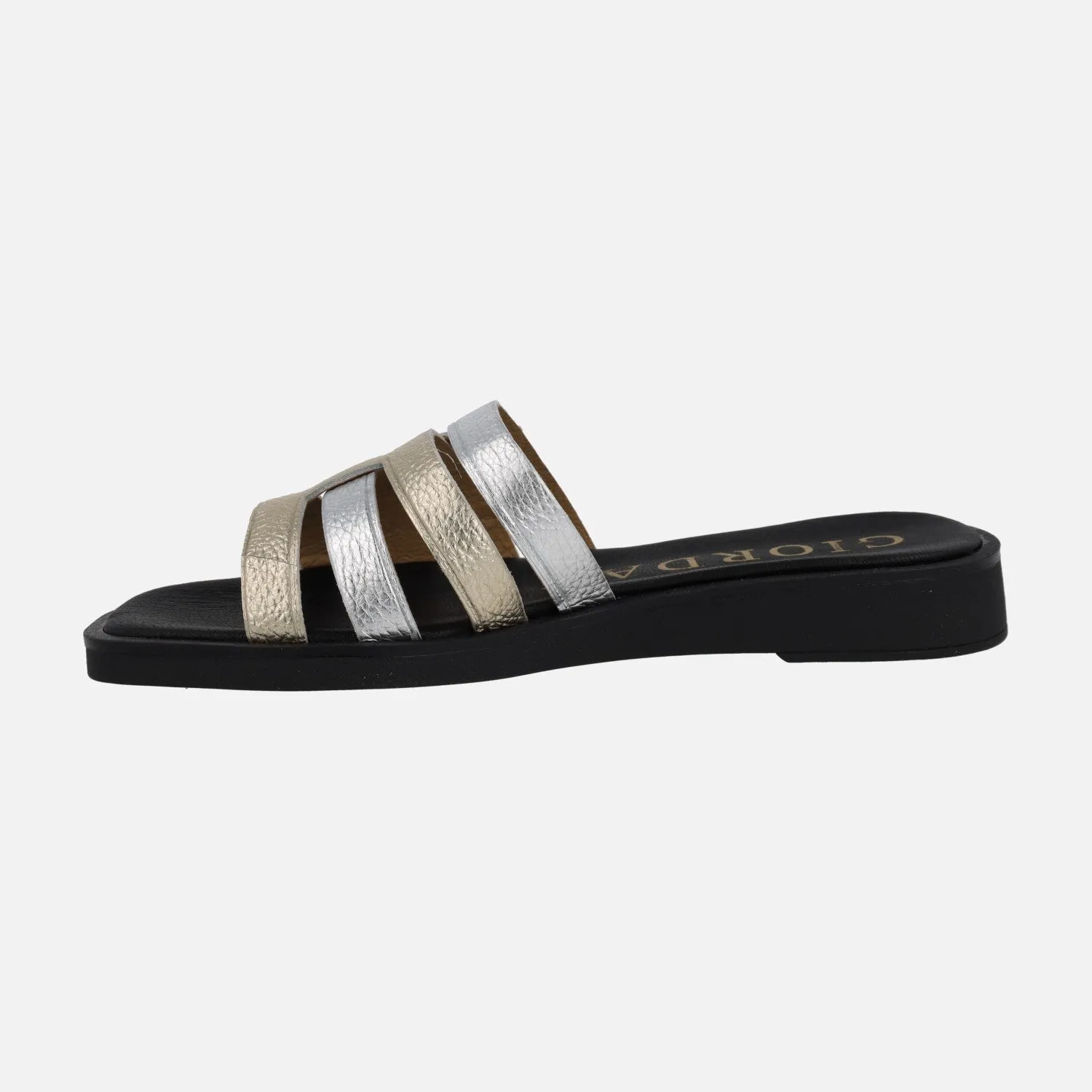Sandalias planas de piel en combinado de metalizados