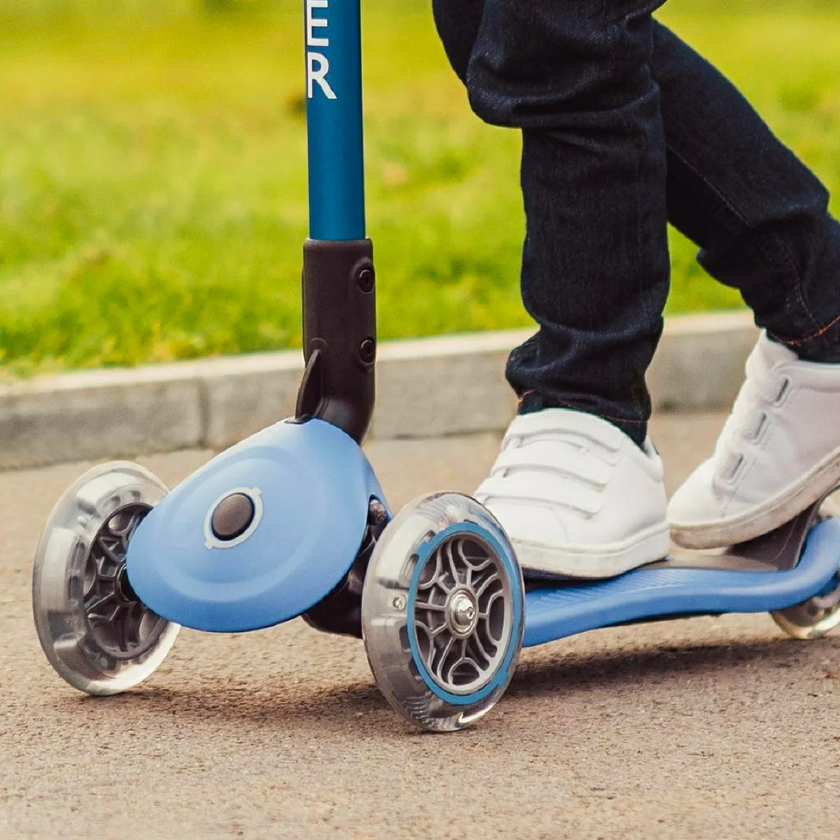 Scooter Niño Globber Primo Tres Ruedas Azul