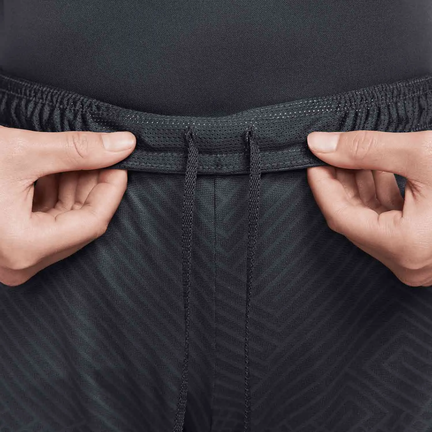 SHORT NIKE MUJER DRIFIT STRIKE