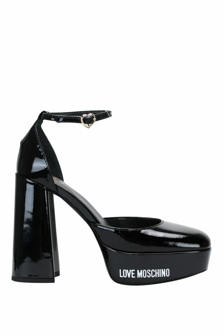 Tacones negros gruesos con plataforma y logo