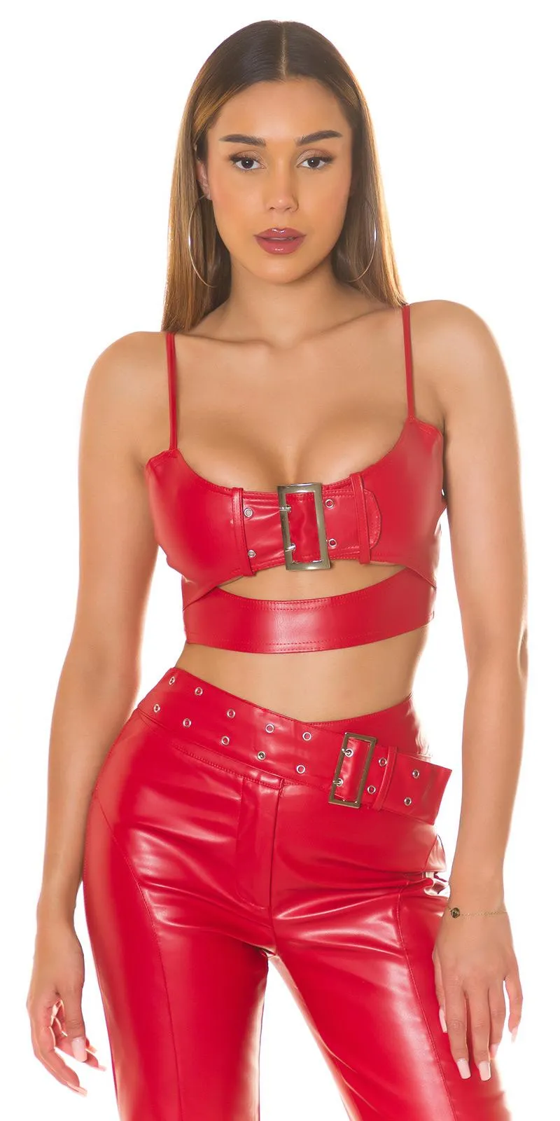Top corto polipiel rojo con hebilla